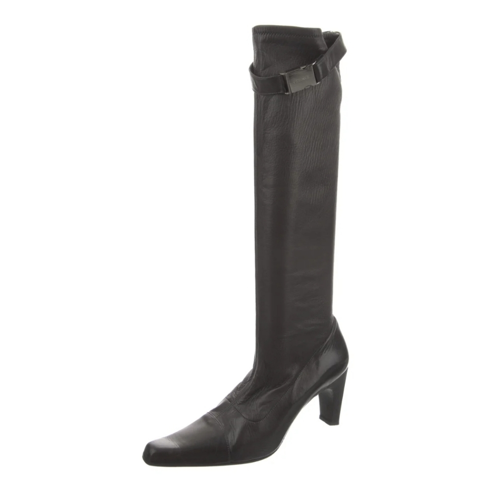 Coco Chanel NWOT Black Leather  Boots Buckle at top Luxury Size10 will fit 91/2 - Picture 2 of 4